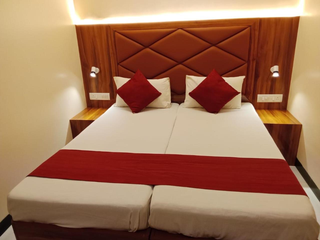 Hotel Saigal Bombaj